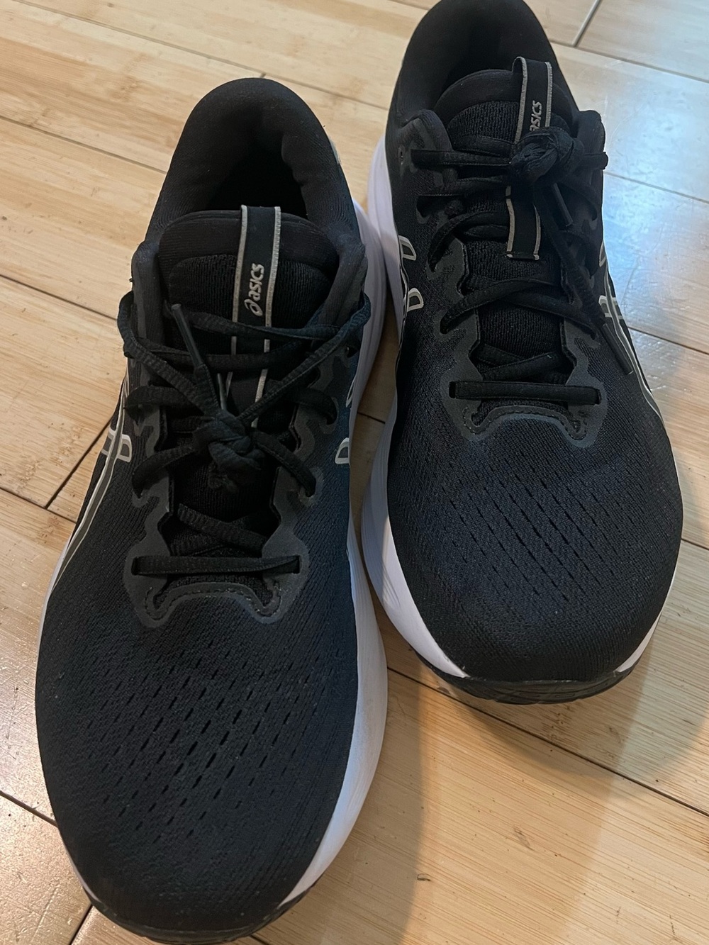 ASICS Men’s 11.5 Gel Excite 11 Running Shoe - Black Hardly Worn - Picture 4 of 6